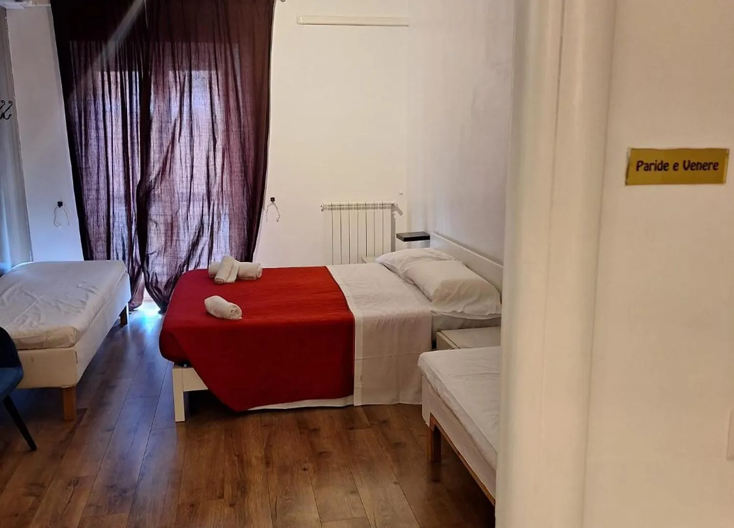 Aparthotel Nasoni Di Roma Italien